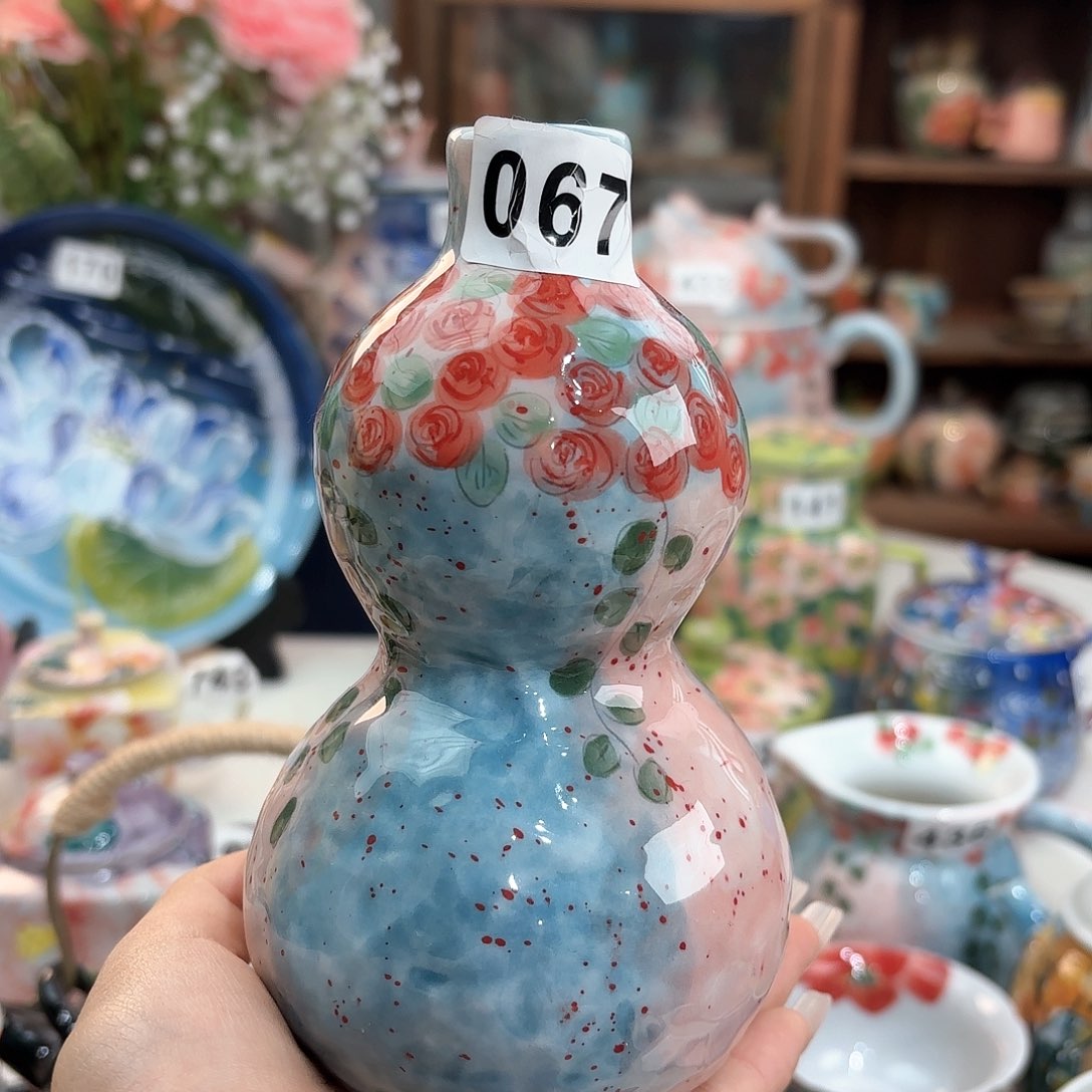 瓷片bvghhhhggggggghhn