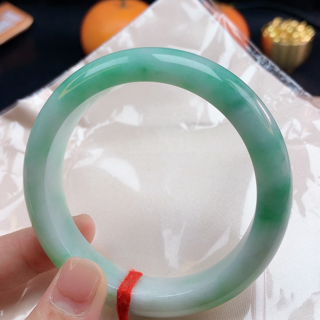 翡翠手镯未镶嵌58圈080014