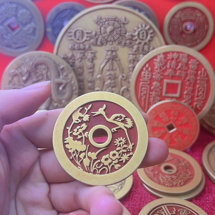 精品高货花钱护您万周全（现代工艺品