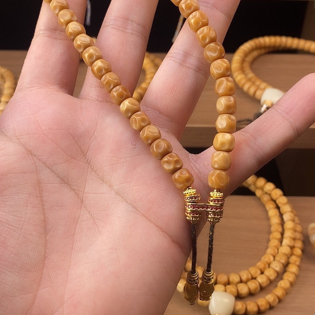 我***。吊坠龙脊菩提手持无相