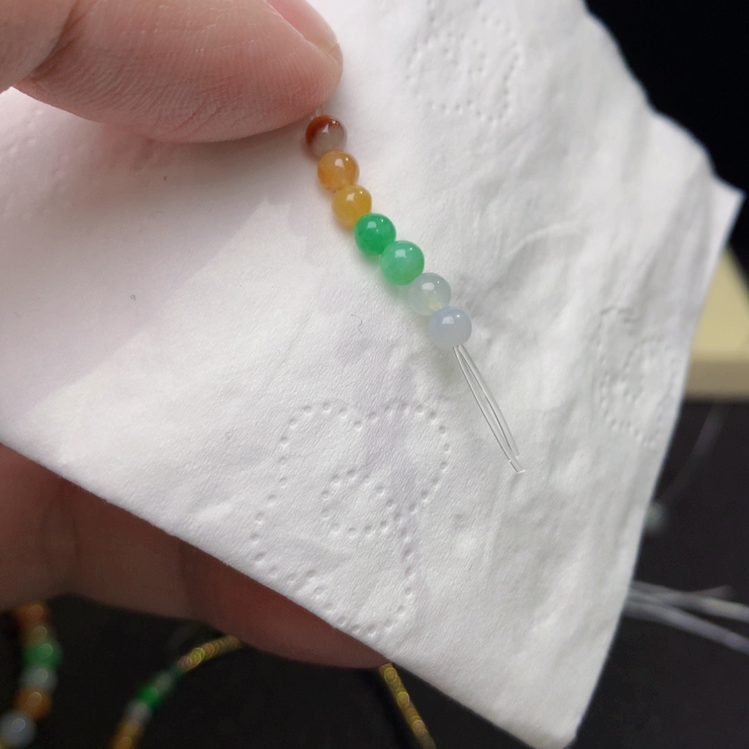 定制翡翠未镶嵌?**?七彩斑斓