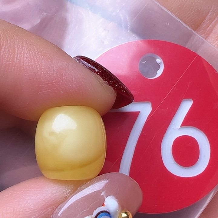 蜜蜡裸石未镶嵌11.3/11.3m m