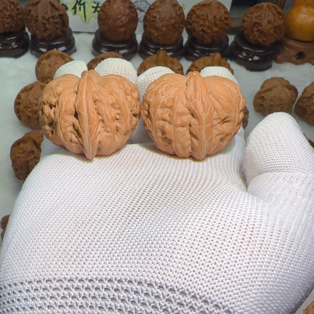 青***控吊坠文玩核桃元宝