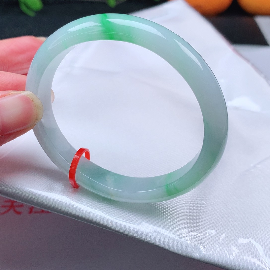 翡翠手镯未镶嵌54贵妃