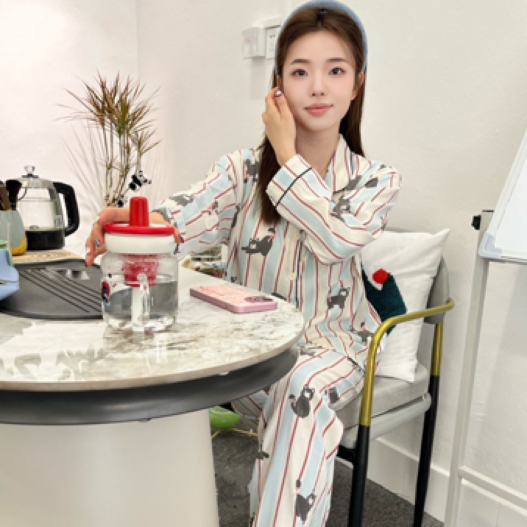 蓝条纹黑猫高级感云朵棉睡衣