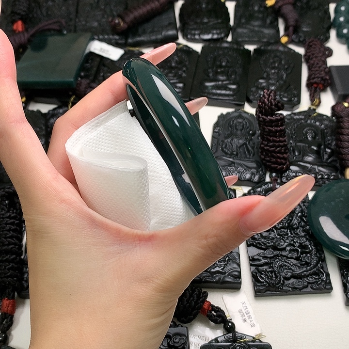 翡翠未镶嵌挂件天然a货钢琴黑挂件