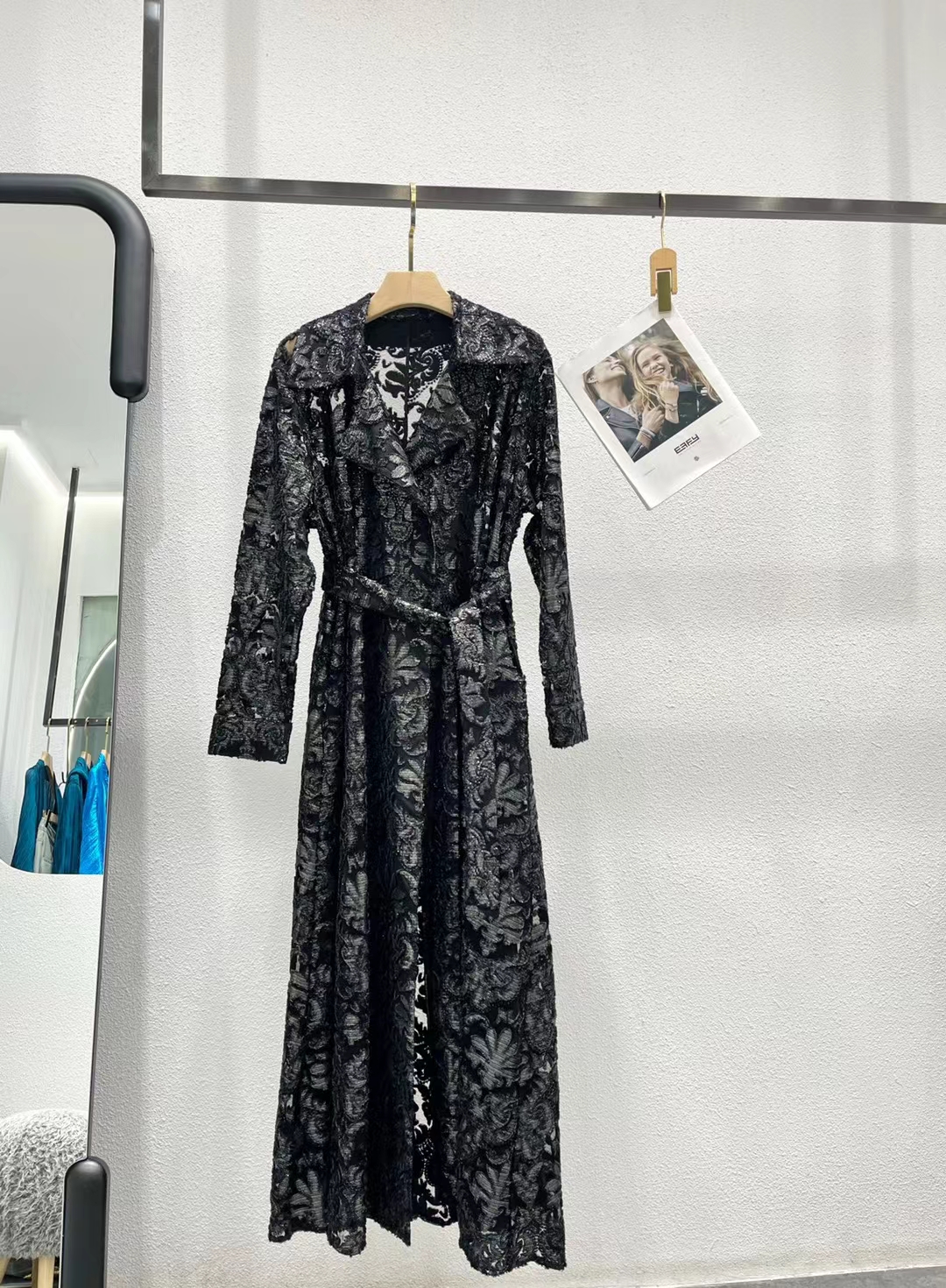 春秋时尚设计师款大牌女装