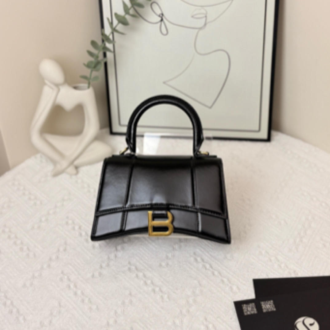 95新 Balenciaga/巴黎世家 沙漏 xs号/JW4620