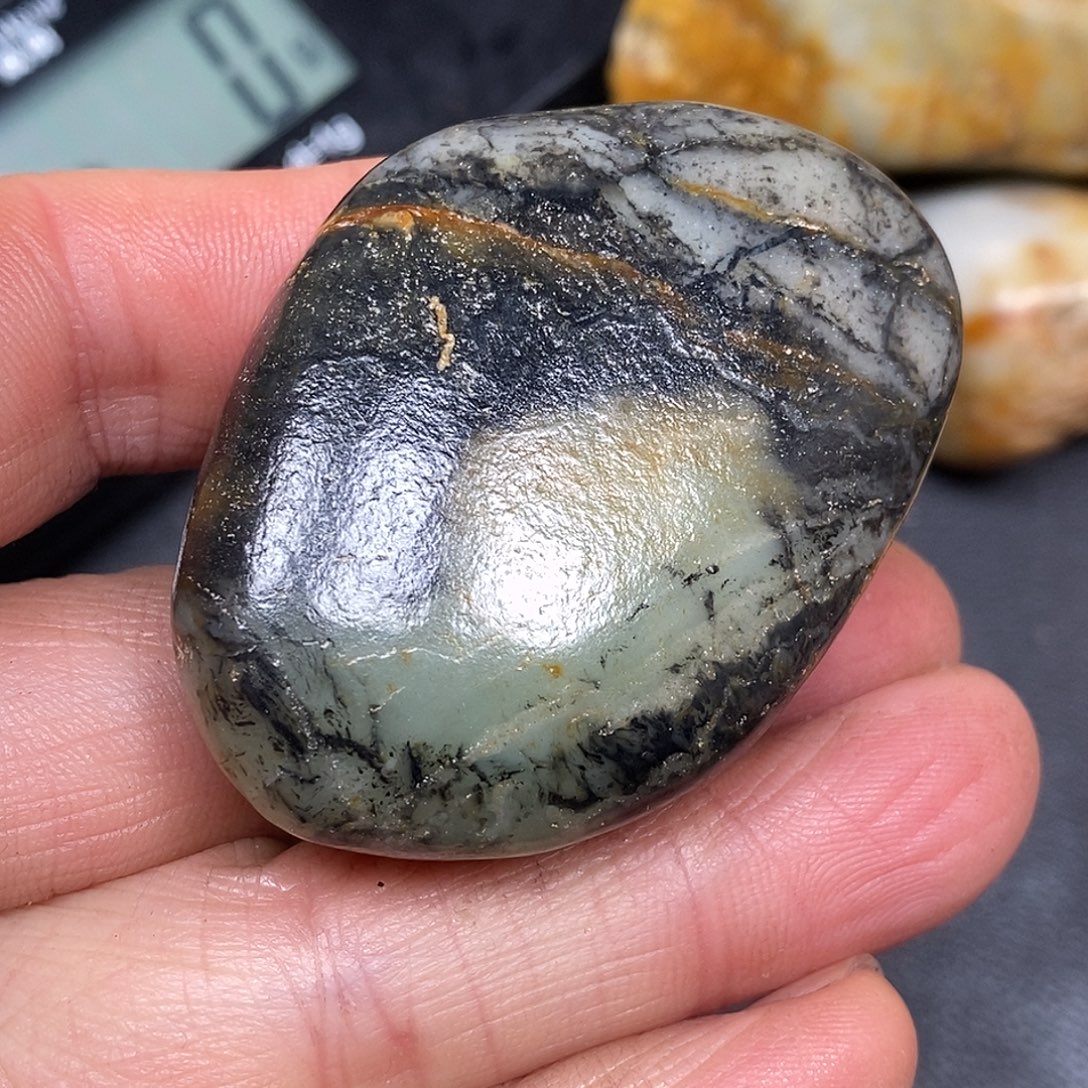 和田玉未镶嵌珠宝奇石