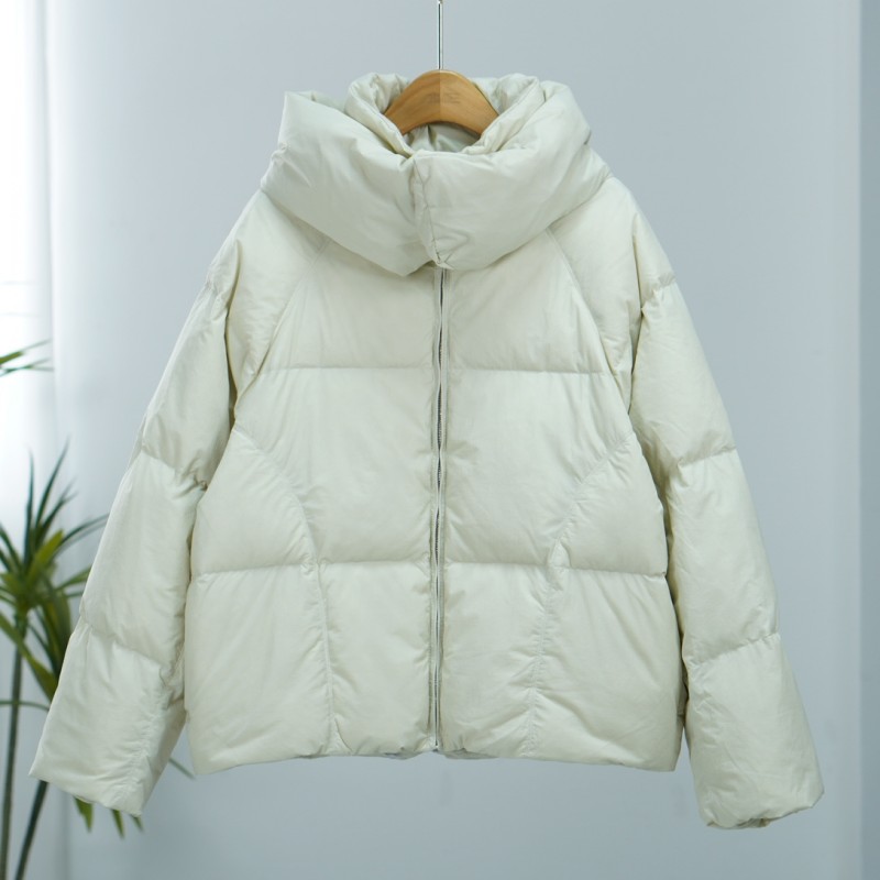 LI丽系列  Y697  女装时尚撤柜秋冬羽绒服杏仁色DD9967311