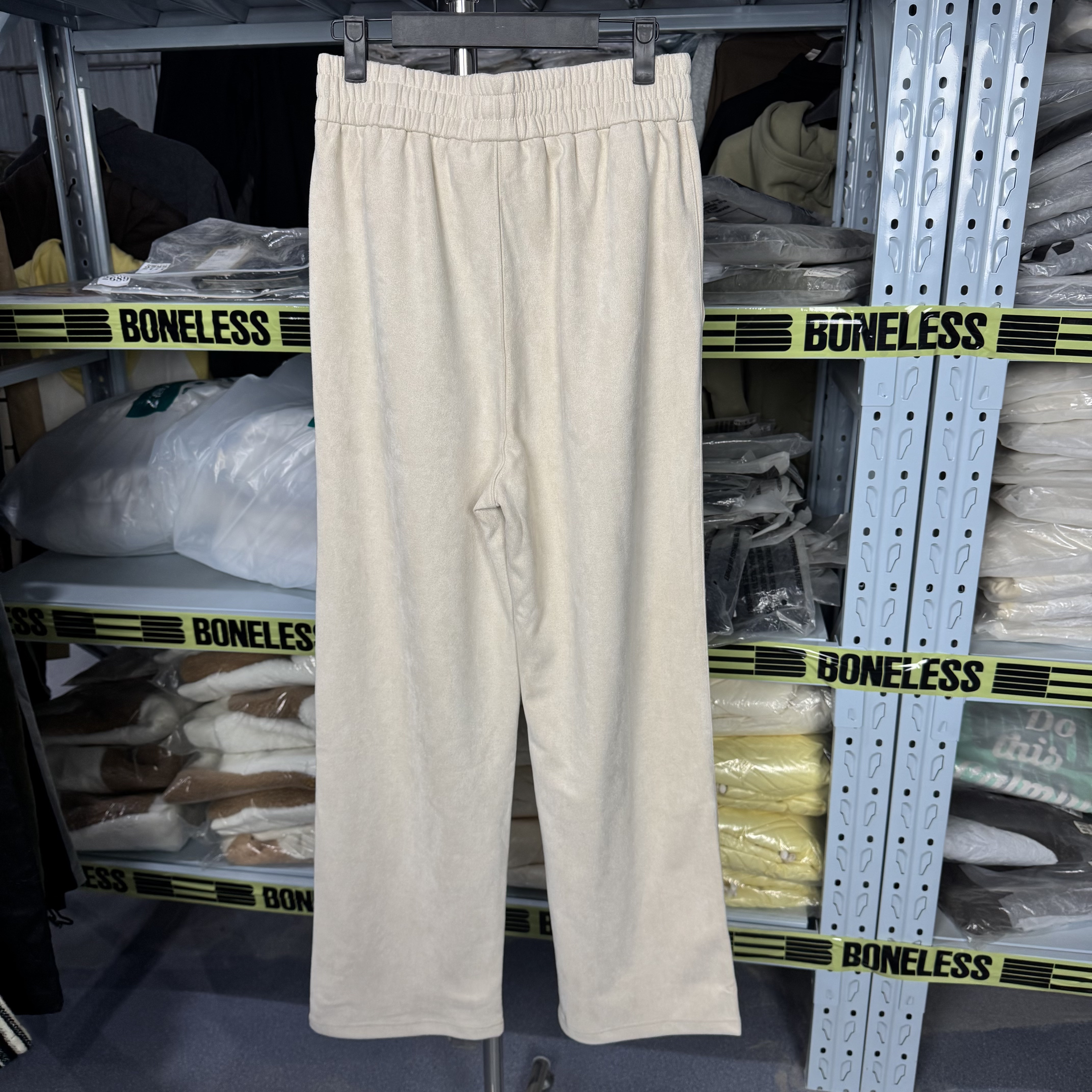 BLS仿麂皮绣花休闲裤K2815