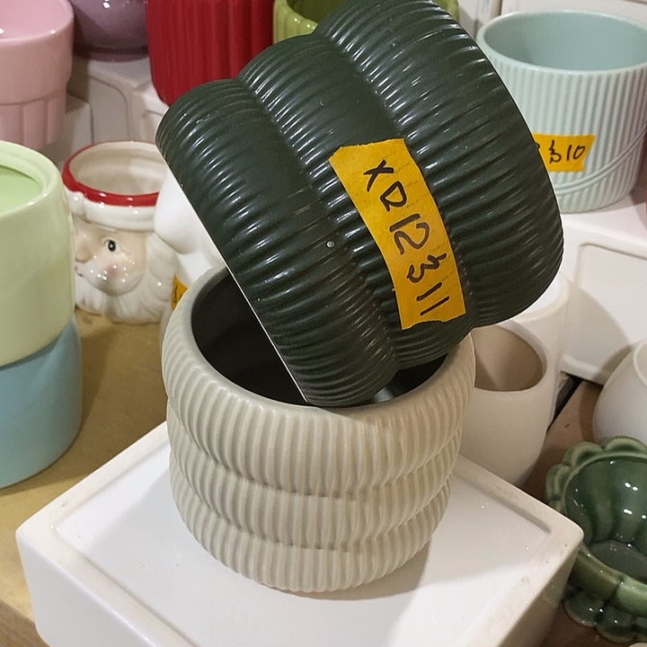 摆件陶盆有孔 微瑕介意勿拍