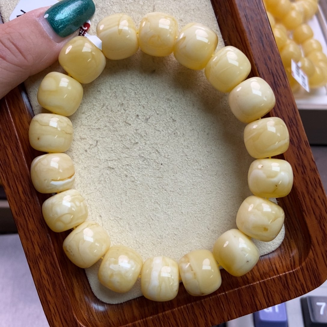琥珀珠宝奇石未镶嵌35