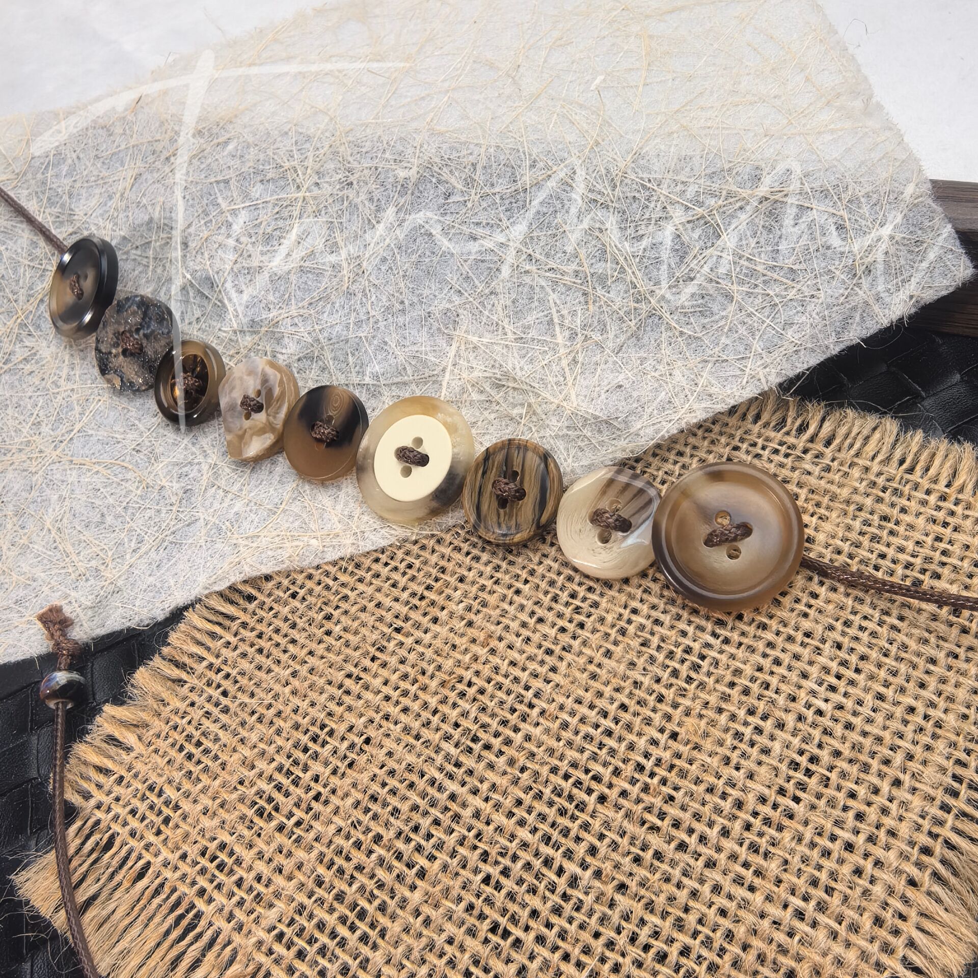 非金属玻璃项链 【新款秋冬饰品】美拉德串珠原创手工项链毛衣链 