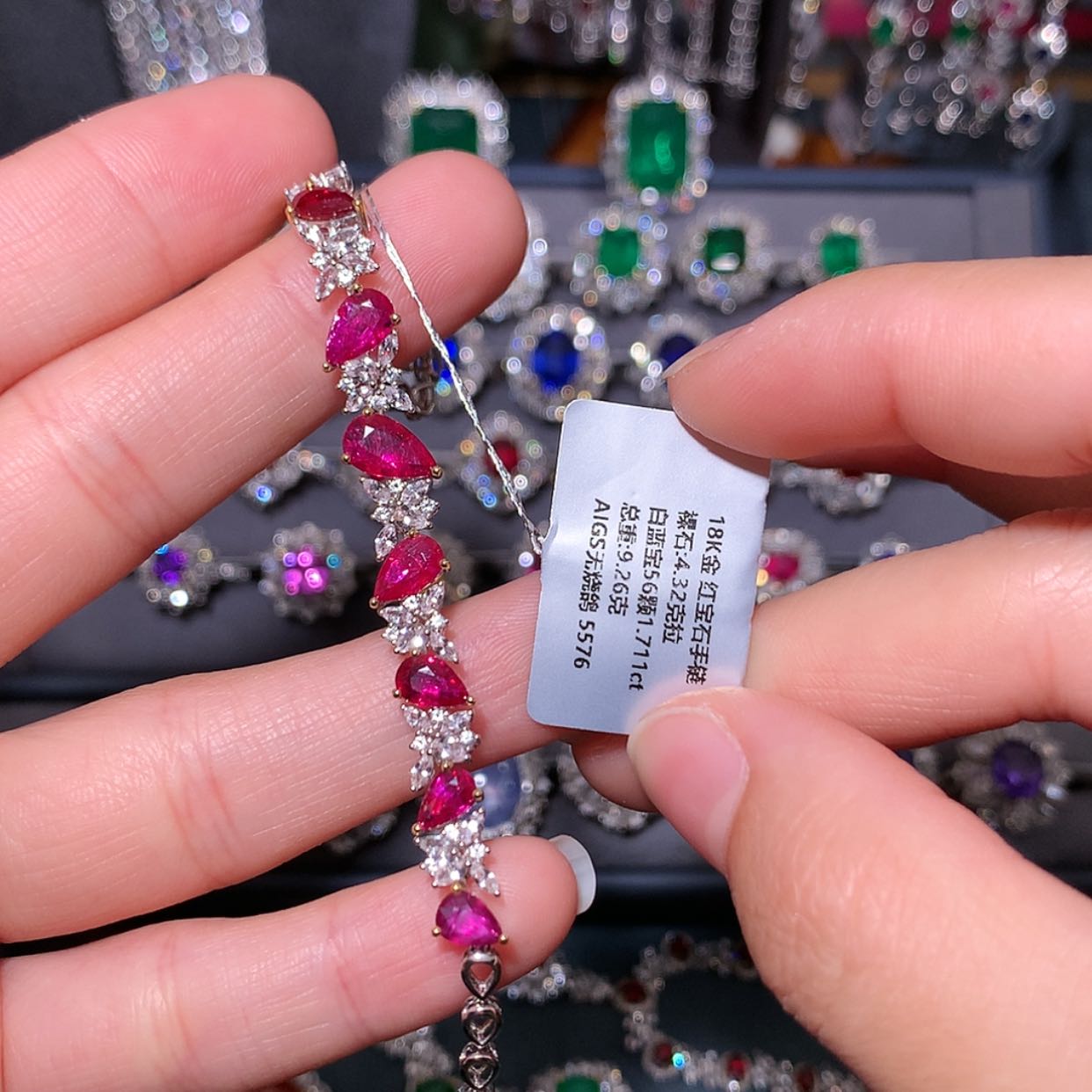 【闪购商品】红宝石手链18K金镶嵌