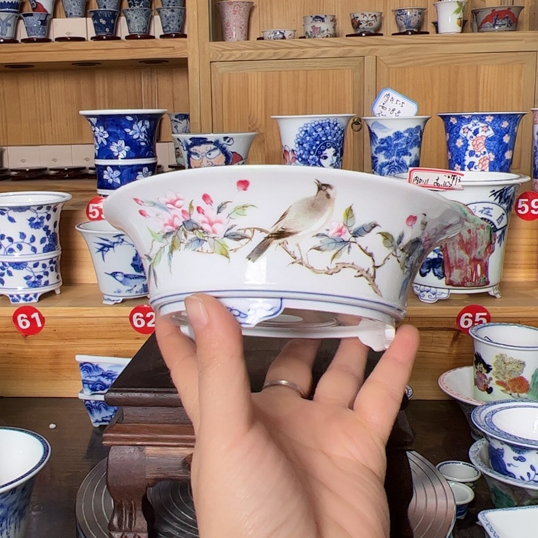 老***童墨奈手绘陶瓷花盆