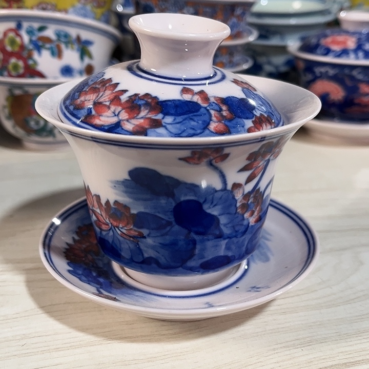 瓷片景德镇陶瓷盖碗。