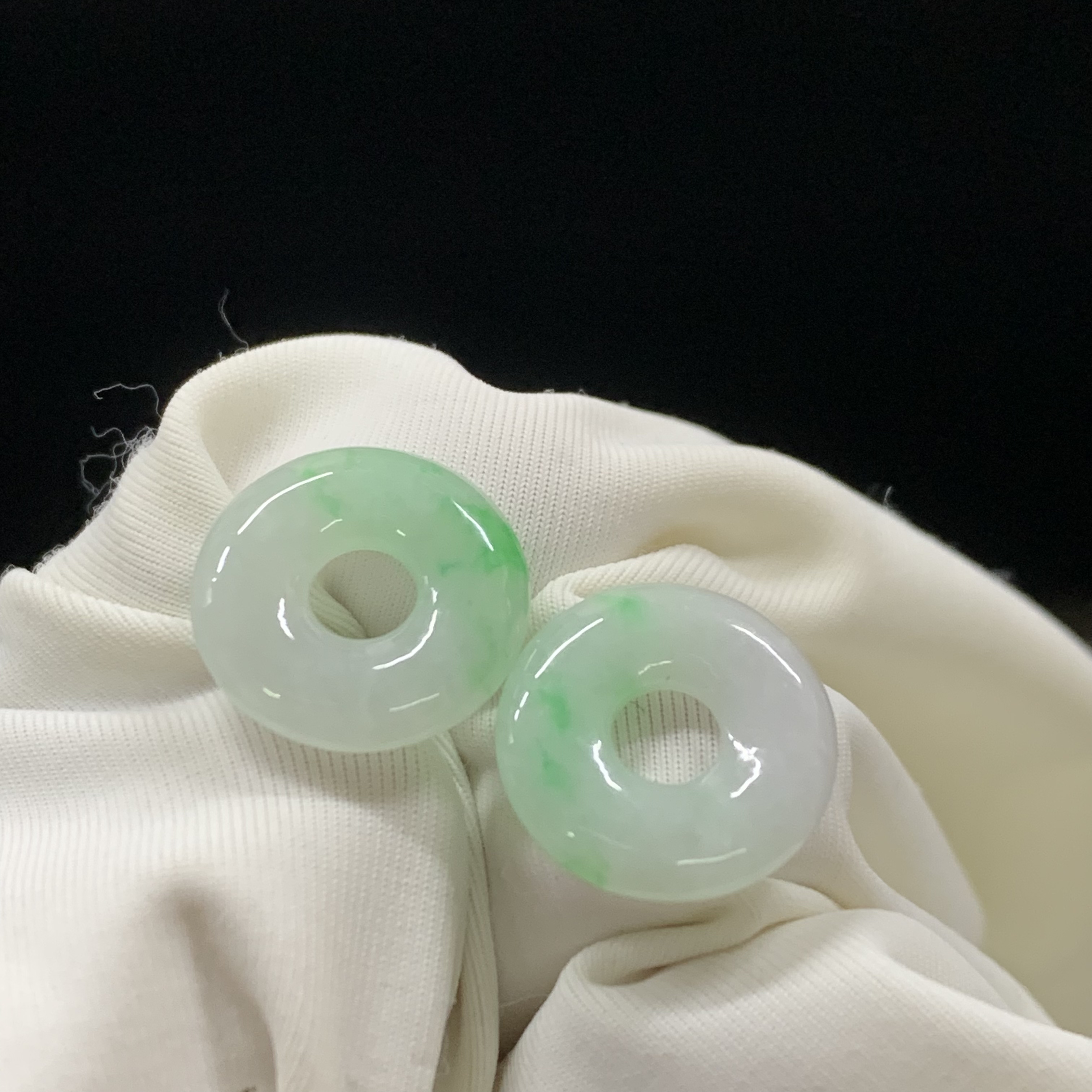 【金鑫】翡翠甜甜圈裸石一对*老种飘阳绿甜甜圈裸石一对缅翡A货