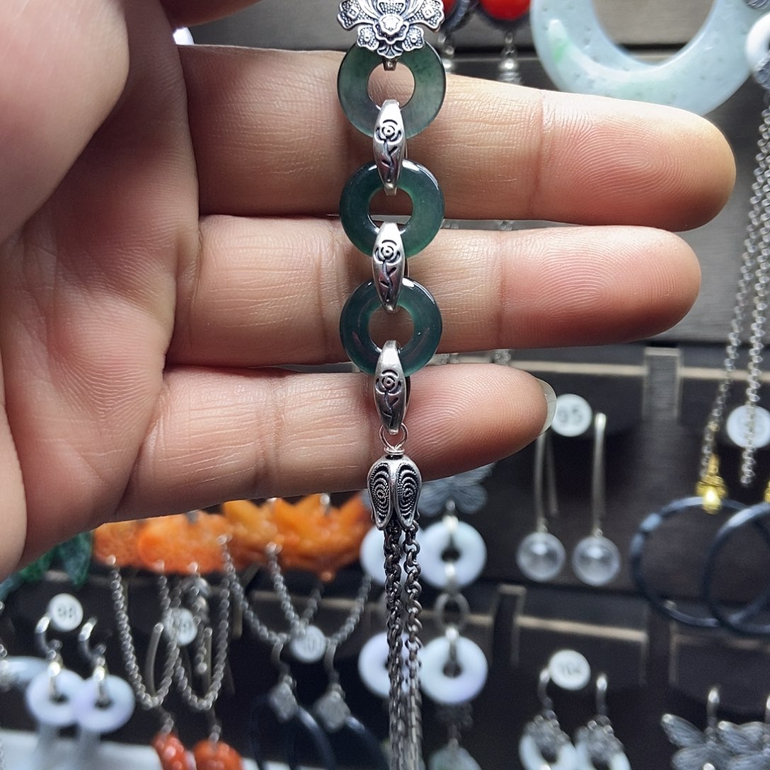 子***烨翡翠银S925镶嵌耳饰品质珠宝