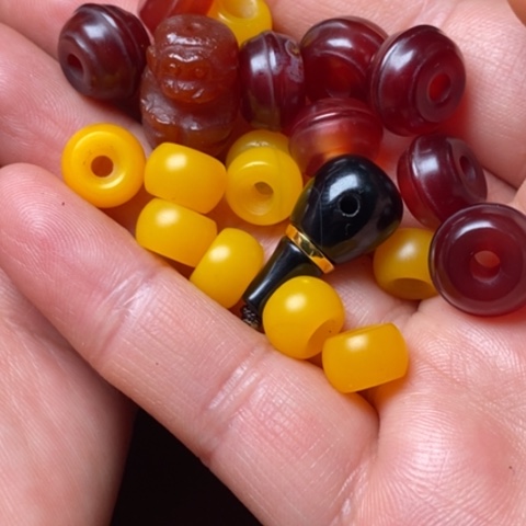 缤***缤玛瑙/玉髓未镶嵌珠子