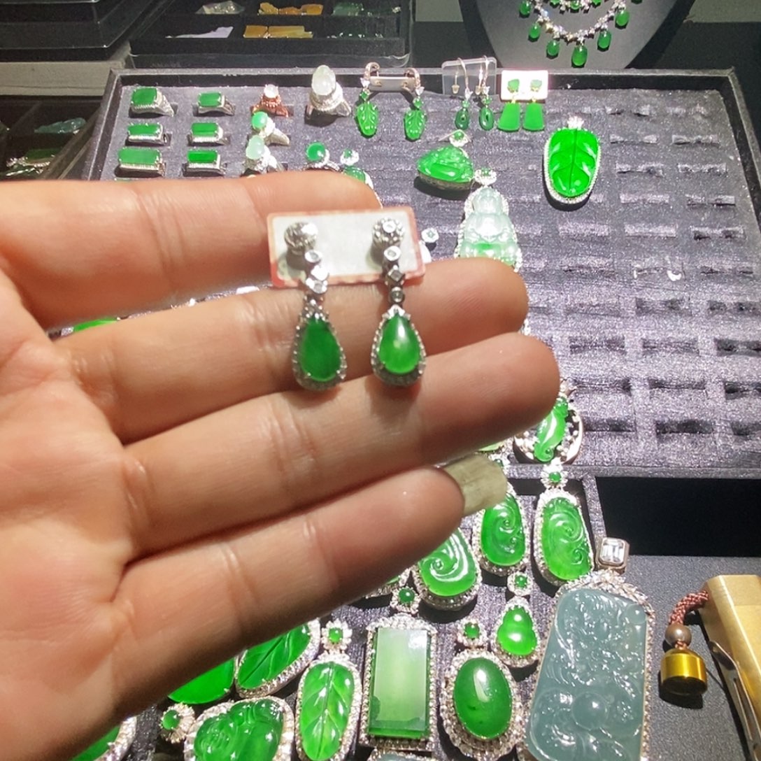 翡翠未镶嵌耳饰A货翡翠3