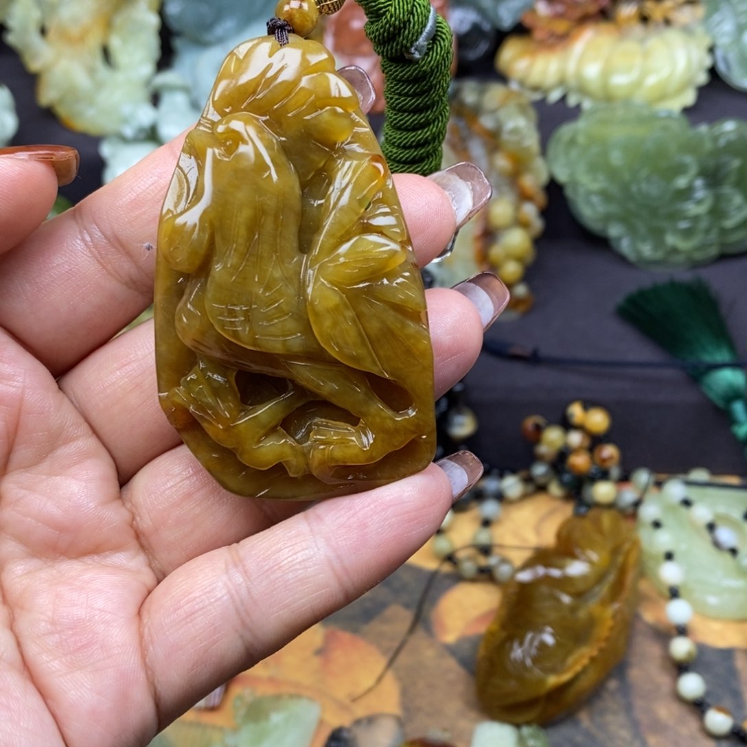 蛇纹石玉颈饰未镶嵌@*儿