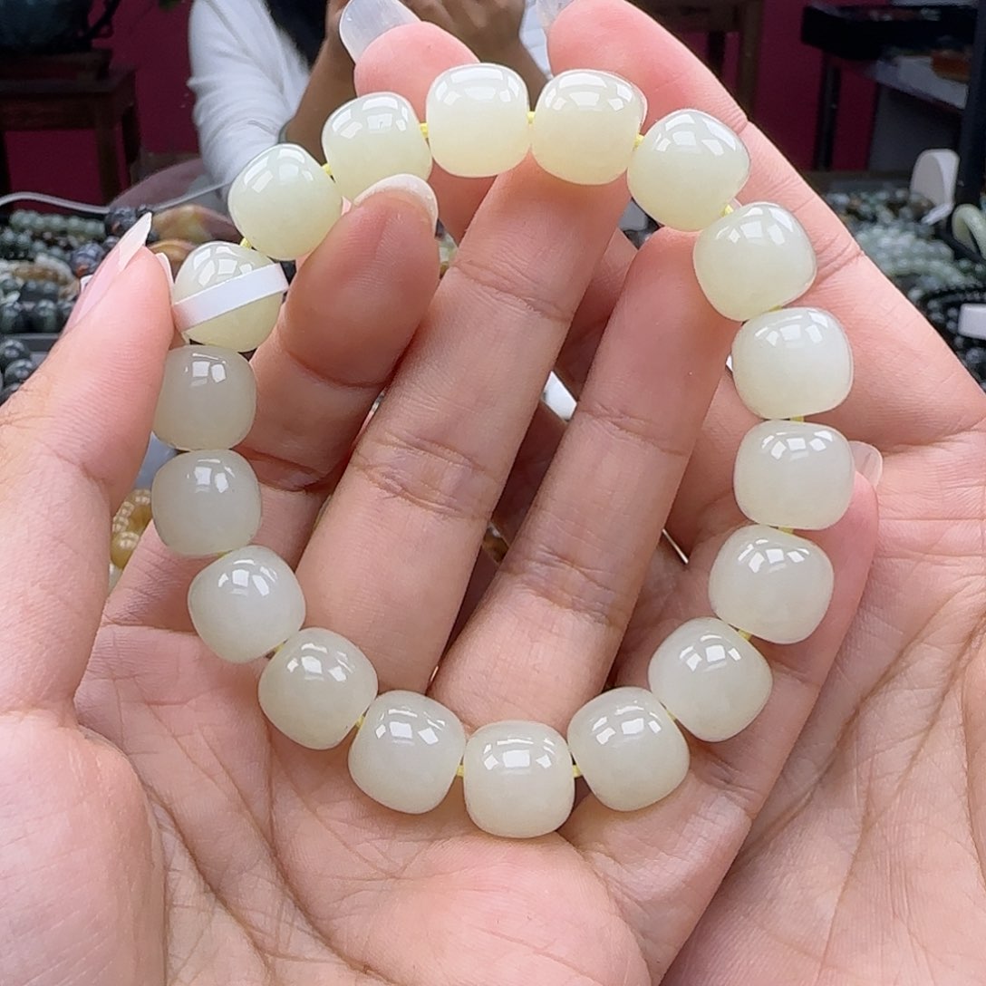 和田玉手链未镶嵌