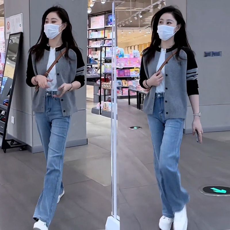 M558#大码新款时尚女士秋冬款显瘦浅色休闲牛仔裤