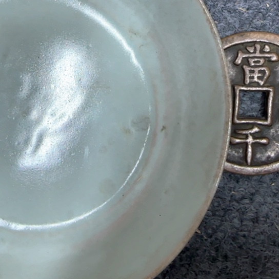 摆件三**?j g c f f j f f h g f y