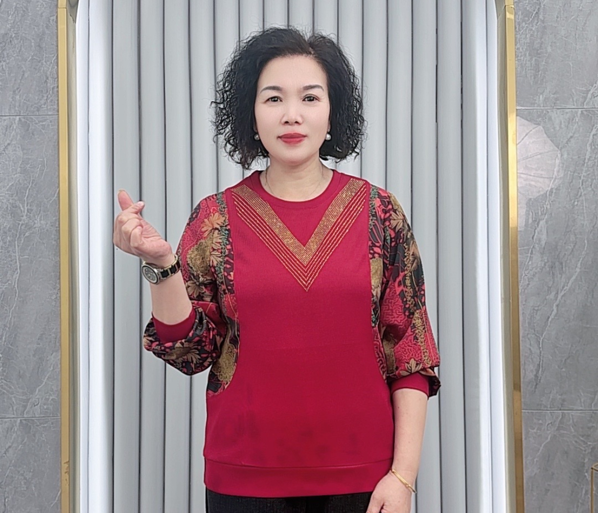 2025春季中老年妈妈遮肚显瘦烫钻打底衫长袖t恤上衣
