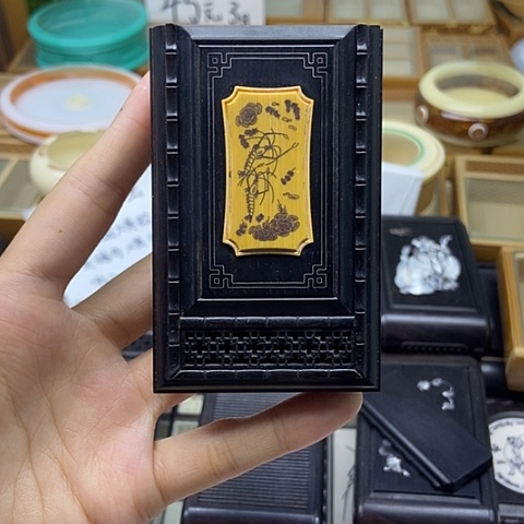 轻**写虾图案—带布套加湿器