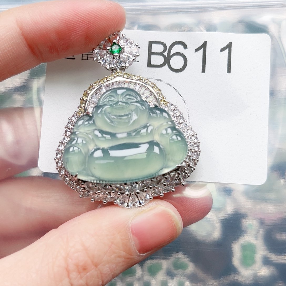 翡翠颈饰未镶嵌翡翠611