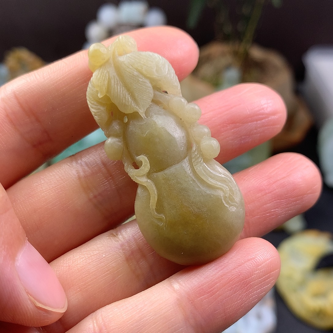 定制翡翠未镶嵌葫芦