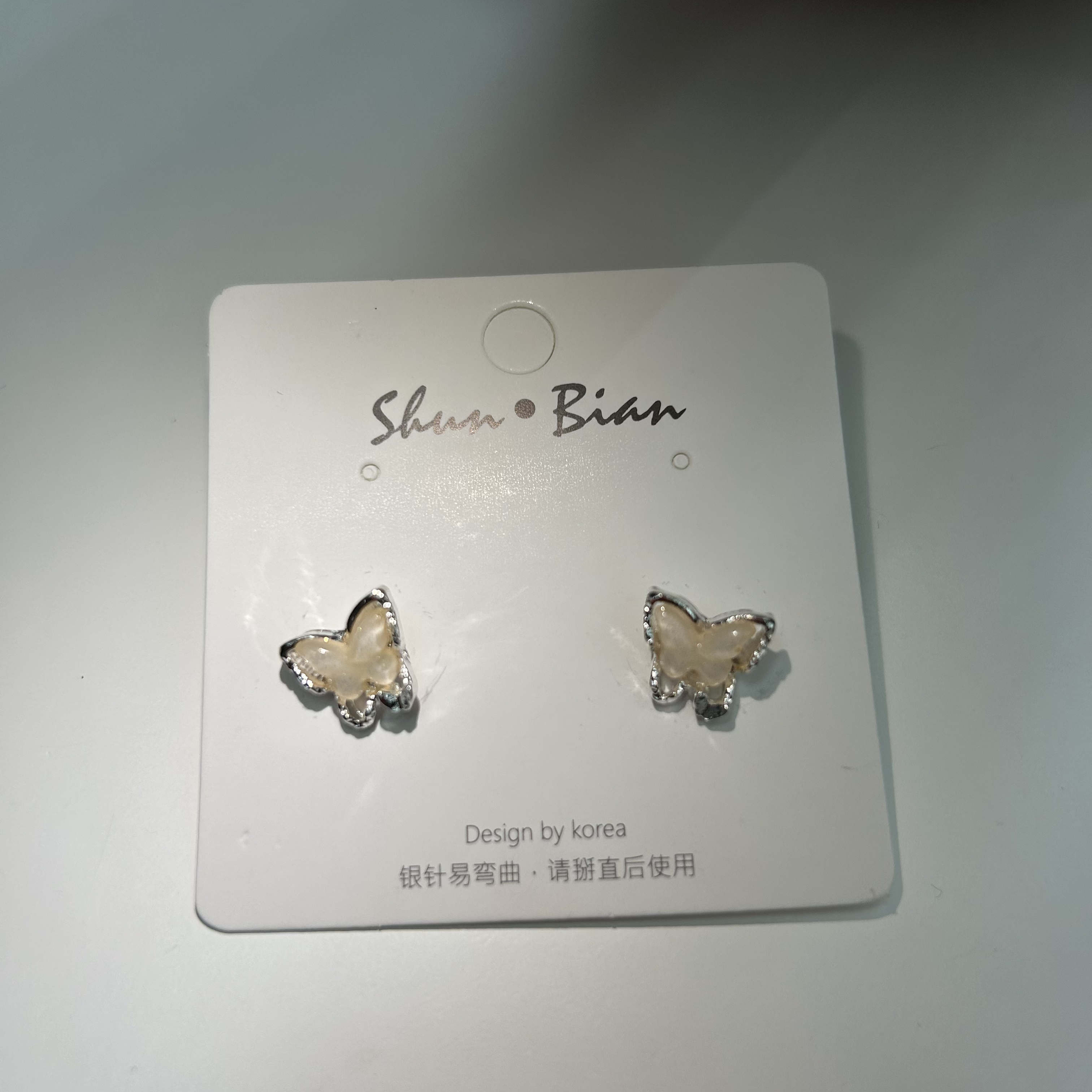 非金属亚克力耳饰 轻奢风仙女风女日韩耳钉银针镶嵌设计感051#