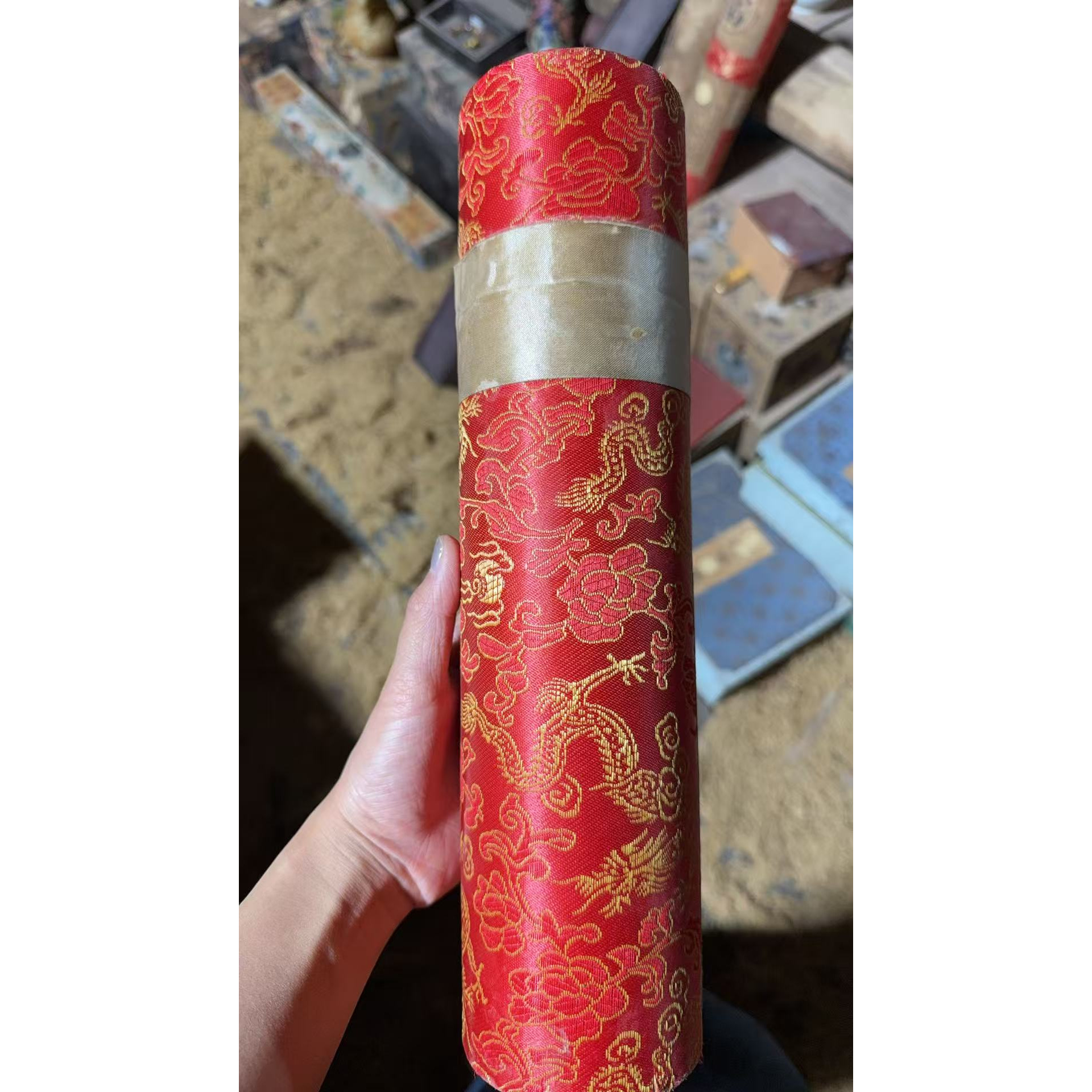 1个红色小小短桶摆件链接