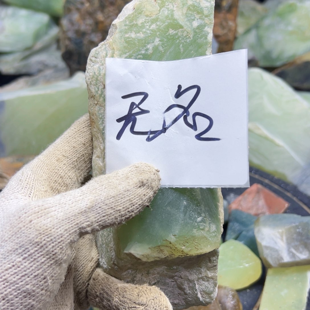 合金蛇纹石玉岫玉花玉俏色无*