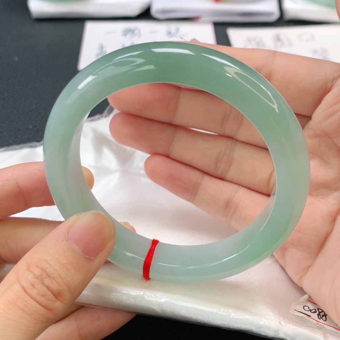 翡翠手镯未镶嵌缅甸58