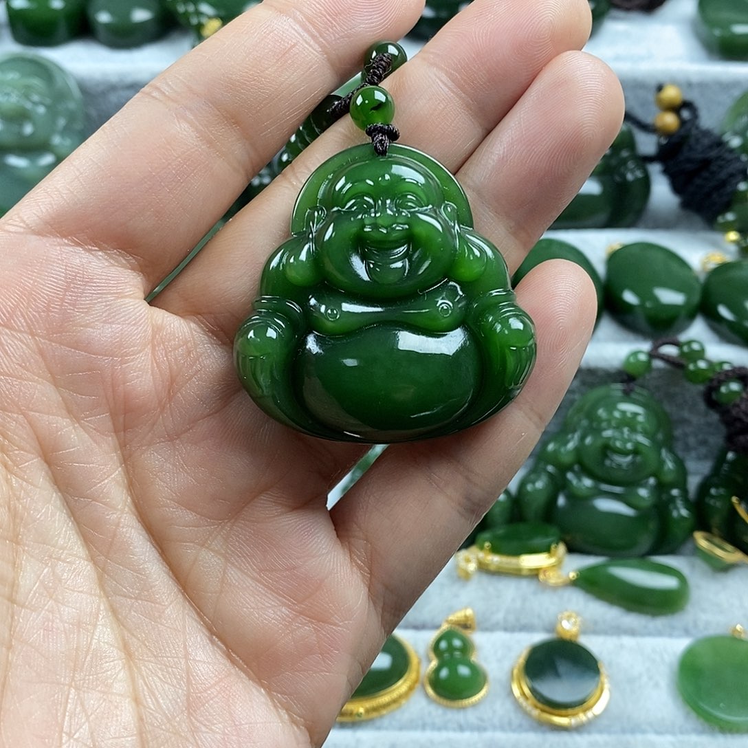 和田玉（碧玉）未镶嵌颈饰40mm