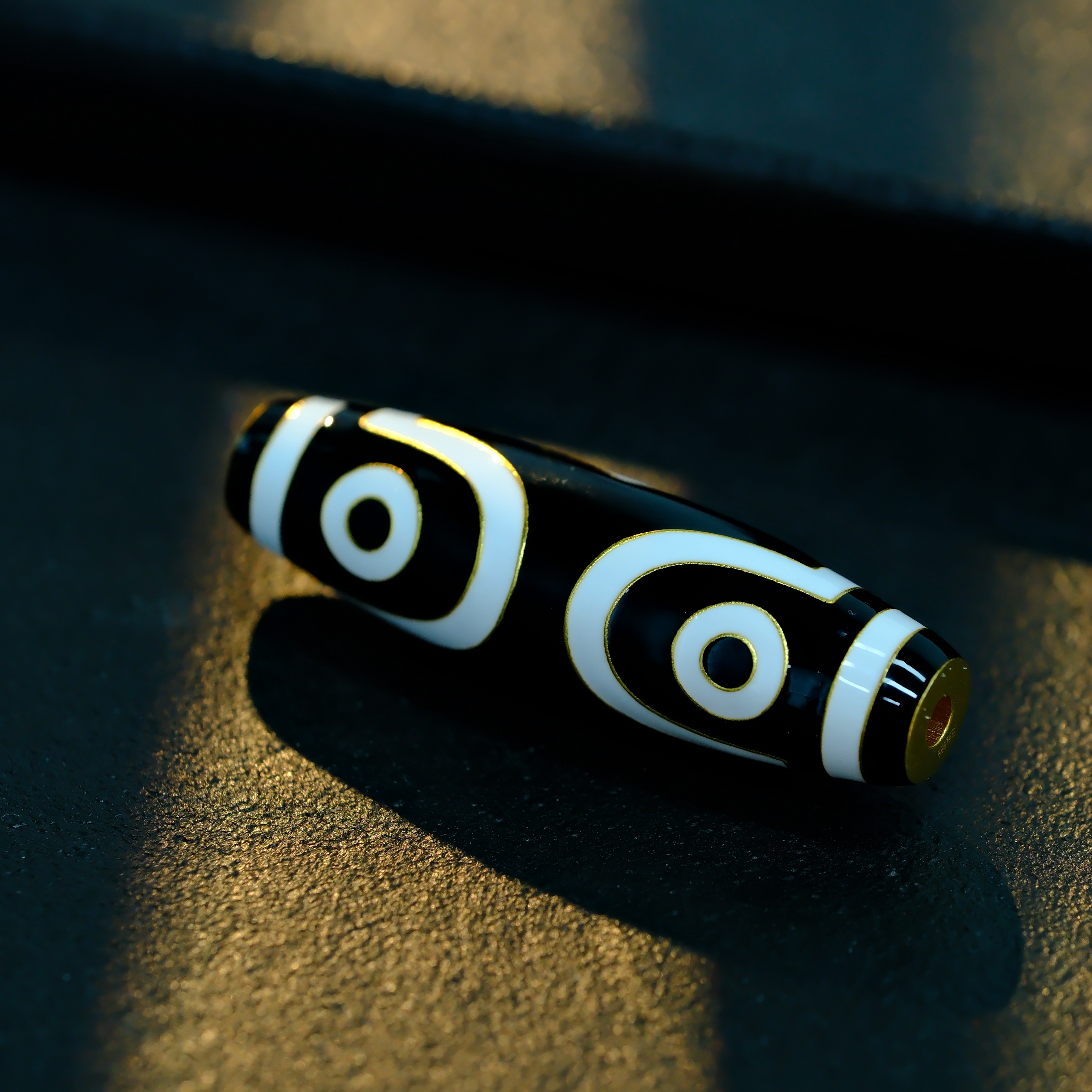 深圳水贝黄金 足金三眼天珠珐琅彩巫是云黄金文玩摆件配件