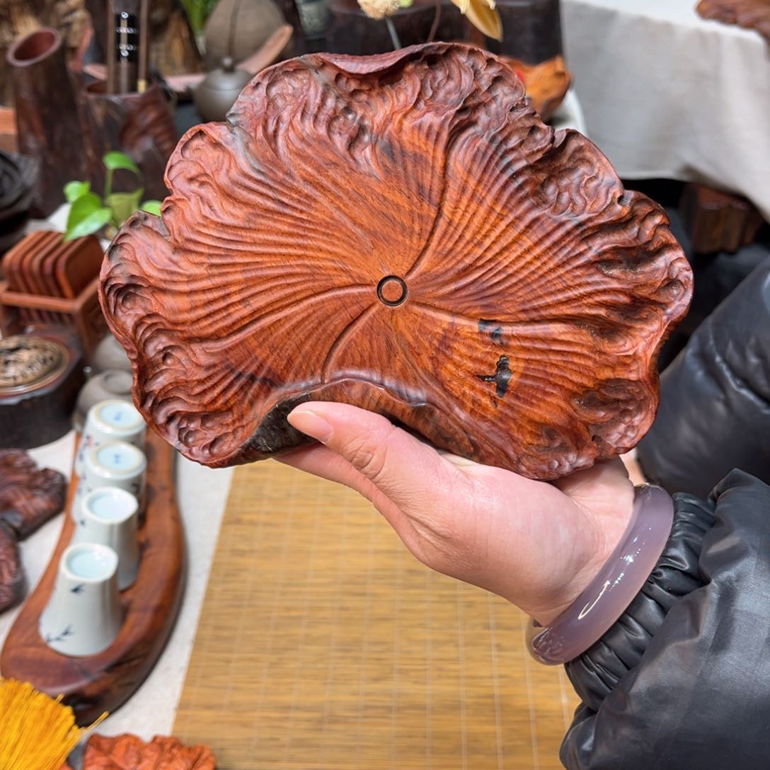缅甸花梨荷叶壶承