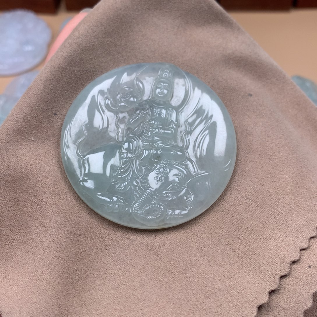 翡翠未镶嵌颈饰缅甸翡翠A货