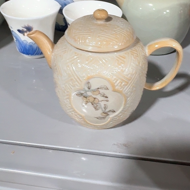  主人杯一个，瓷。。。主人杯