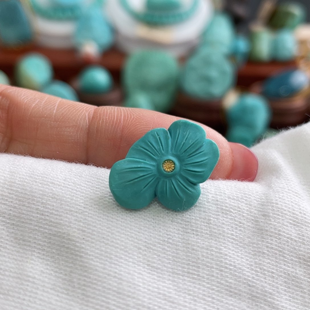 未镶嵌绿松石珠宝奇石