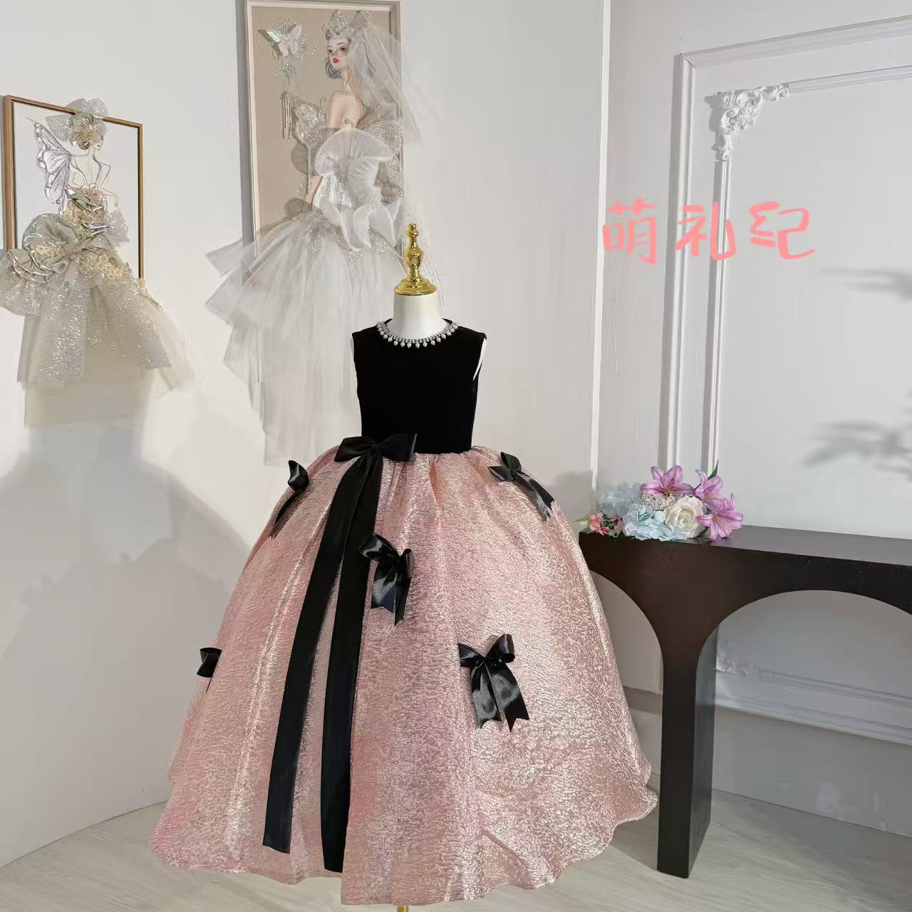 女童高端礼服生日公主裙无袖蓬蓬主持唱歌朗钢琴演奏演出夏走秀