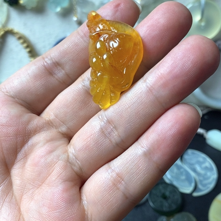 蛇纹石玉合金颈饰