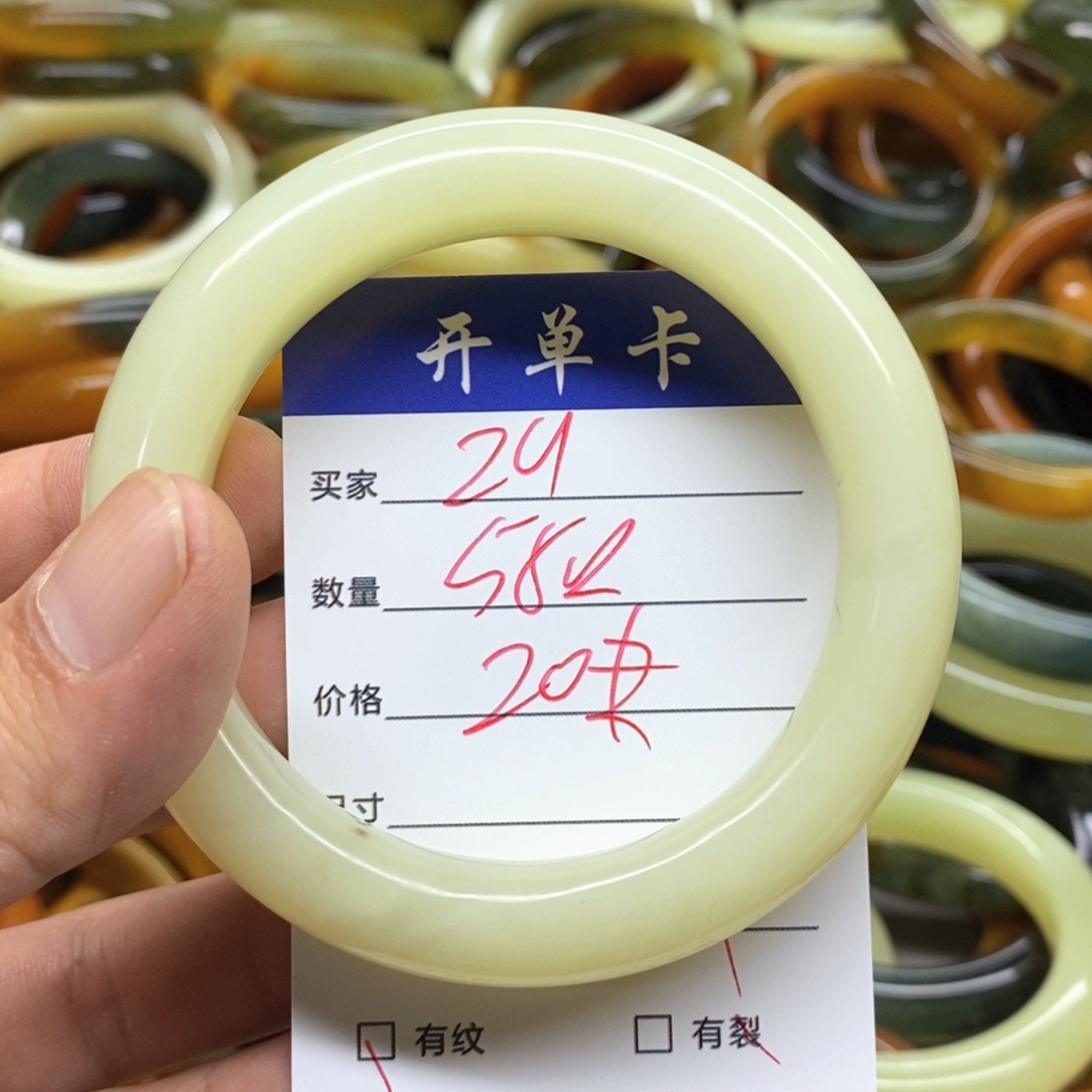 未镶嵌蛇纹石玉手镯