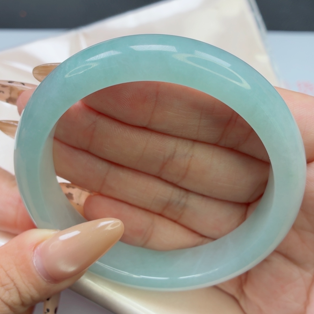 未镶嵌手镯翡翠42