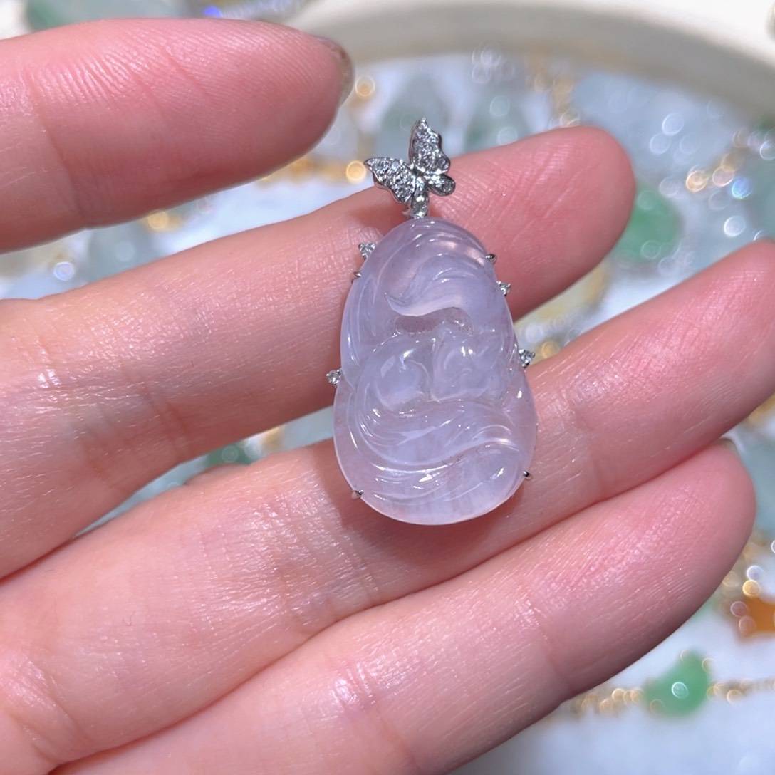 翡翠颈饰18K金镶嵌翡翠