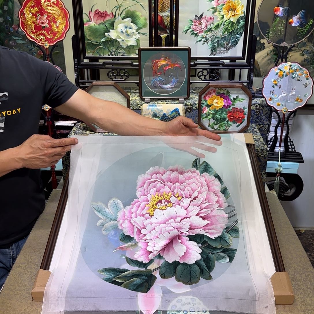 刺绣刺绣工艺精湛