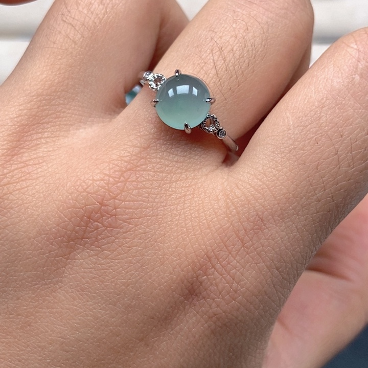 翡翠未镶嵌戒指戒指